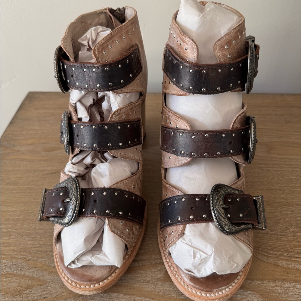 Freebird Violet Sandals - Picture 8 of 13